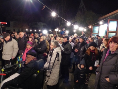 Singen unterm Weihnachtsbaum 21 12