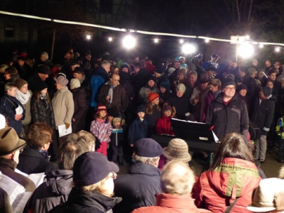 Singen unterm Weihnachtsbaum 21 12
