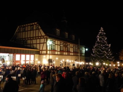 Singen unterm Weihnachtsbaum 21 12