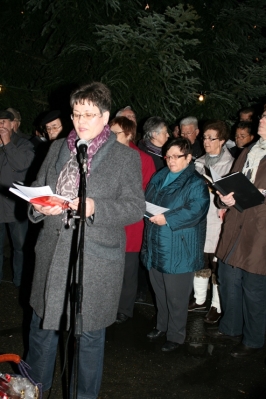 Singen unterm Weihnachtsbaum